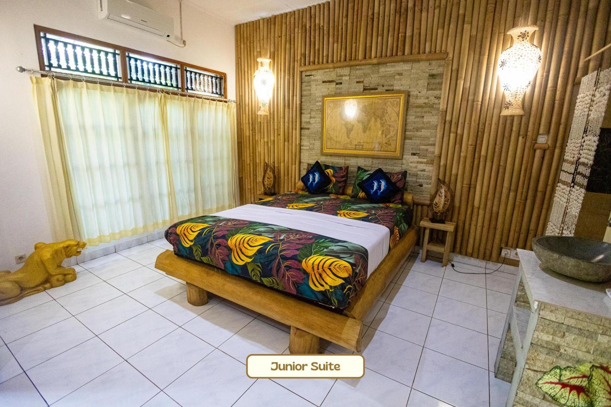 Kaia Lovina Guest House Junior Suite Esterno foto